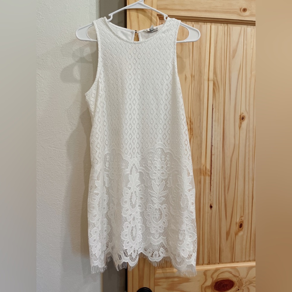 White lace Speechless dress. ❕worn once❕Size medium.